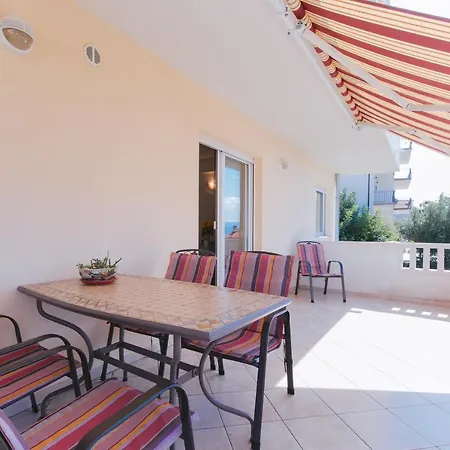 Appartement Marija Omiš