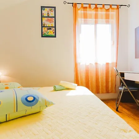 Apartmani Marija Apartment *