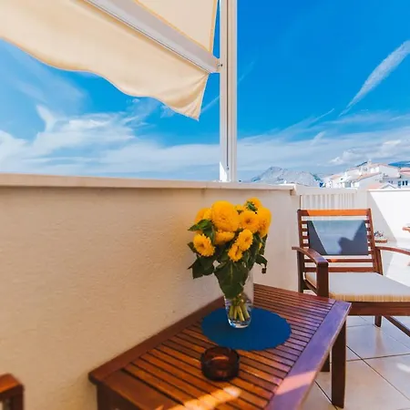Apartmani Marija Apartment *